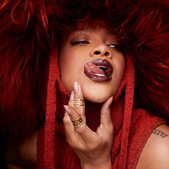 TRACE'D OUT L�PIS LABIAL COAL BLOODED